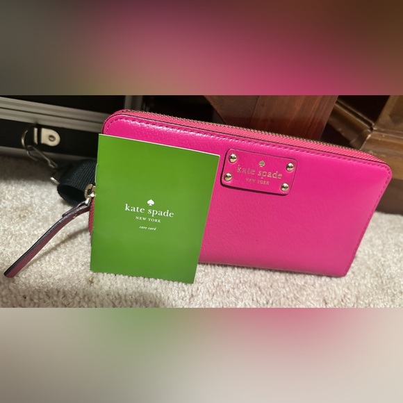 kate spade Handbags - Kate Spade Wallet